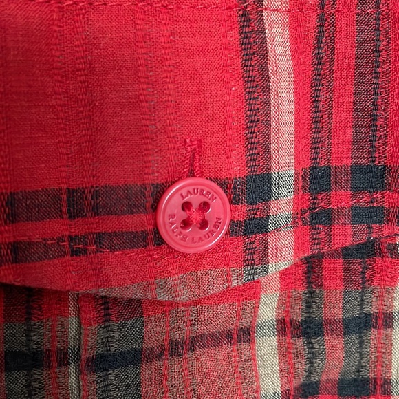 LRL, Lauren Ralph Lauren lightweight 100% cotton red button down shirt size M. - Picture 5 of 9